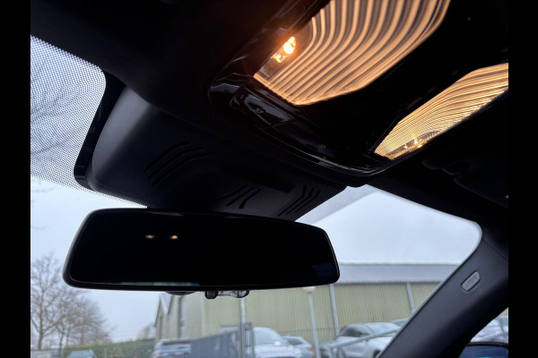 BMW 3 Serie Touring 320e Touring M-Sport PRO PHEV SHADOWLINE ADEPTIVE KOPLAMPEN 360 CAMERA DRIVER ASSIST HEAD-UP DISPLAY INNOVATION PAKKET