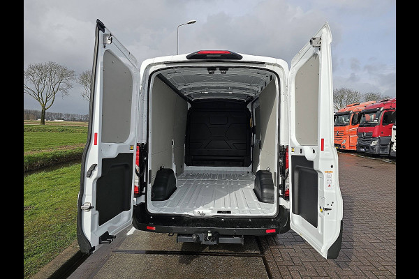 Ford Transit 350 2.0 TDCI L3H2 Trend NIEUW! Navi Camera Trekhaak