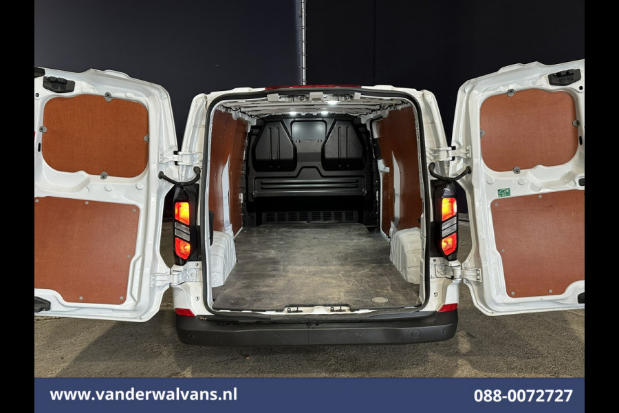 Ford Transit Custom 2.0 TDCI 136pk L2H1 Euro6 Airco | Camera | LED | Apple Carplay | Cruisecontrol Android Auto, Verwarmde voorruit, Parkeersensoren, Bijrijdersbank, 2800kg trekvermogen