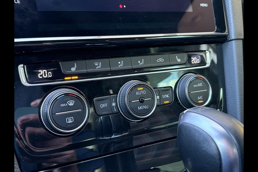 Volkswagen Golf 2.0 TSI GTI Performance 245pk | Virtual Cockpit | Stoelverwarming | Achteruitrijcamera | Adaptive Cruise |