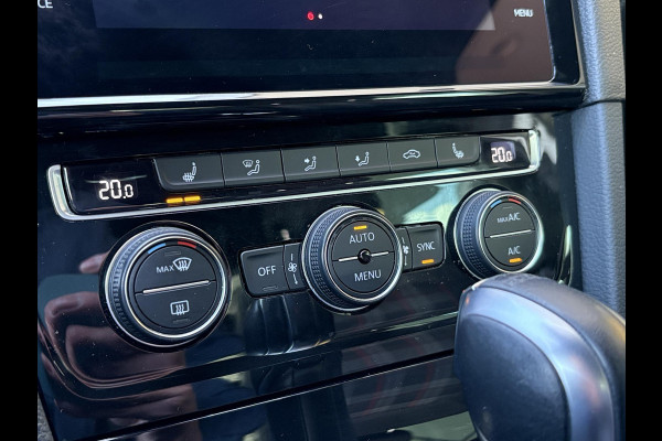 Volkswagen Golf 2.0 TSI GTI Performance 245pk | Virtual Cockpit | Stoelverwarming | Achteruitrijcamera | Adaptive Cruise |