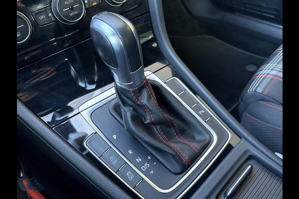 Volkswagen Golf 2.0 TSI GTI Performance 245pk | Virtual Cockpit | Stoelverwarming | Achteruitrijcamera | Adaptive Cruise |