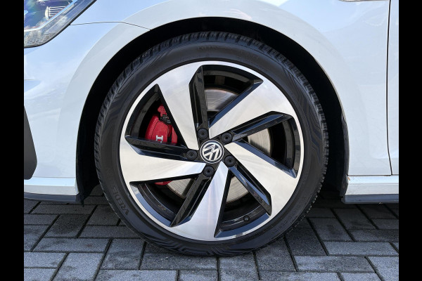 Volkswagen Golf 2.0 TSI GTI Performance 245pk | Virtual Cockpit | Stoelverwarming | Achteruitrijcamera | Adaptive Cruise |