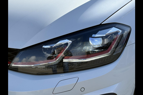 Volkswagen Golf 2.0 TSI GTI Performance 245pk | Virtual Cockpit | Stoelverwarming | Achteruitrijcamera | Adaptive Cruise |