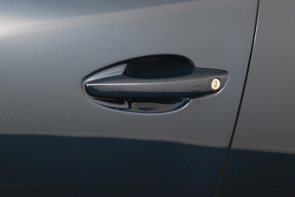 Peugeot 5008 1.2 FACELIFT*CARPLAY*NAVI*CAMERA*HAAK*7-PERS*ECC*