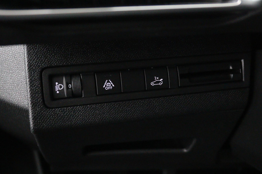 Peugeot 5008 1.2 FACELIFT*CARPLAY*NAVI*CAMERA*HAAK*7-PERS*ECC*