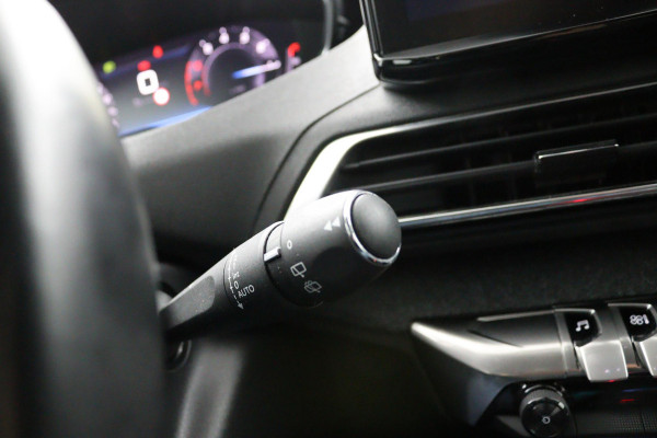 Peugeot 5008 1.2 FACELIFT*CARPLAY*NAVI*CAMERA*HAAK*7-PERS*ECC*