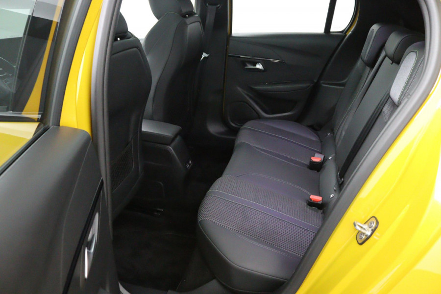 Peugeot 208 1.2*GT-LINE*PANO*CARPLAY*AUTOM*ECC*CRUISE*NAV*CAM*