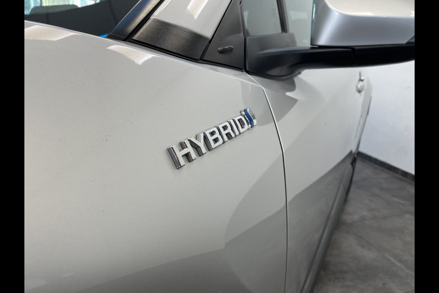 Toyota C-HR 1.8 Hybrid Dynamic Navi Keyless Entry/Go 18''