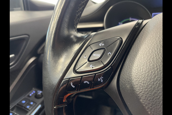 Toyota C-HR 1.8 Hybrid Dynamic Navi Keyless Entry/Go 18''