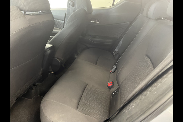 Toyota C-HR 1.8 Hybrid Dynamic Navi Keyless Entry/Go 18''