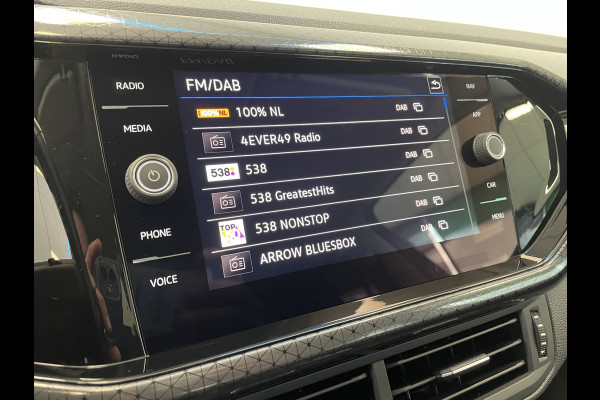 Volkswagen T-Cross 1.0 TSI Style ACC ECC PDC LED