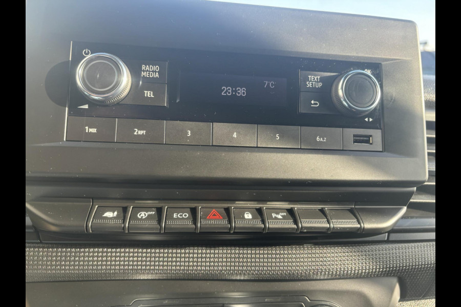 Renault Trafic 2.0 130 L2H1 Comfort*3-PERS*CRUISE*HAAK*ECC*TEL*