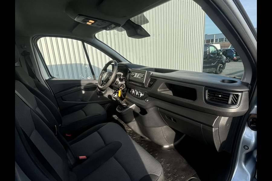 Renault Trafic 2.0 130 L2H1 Comfort*3-PERS*CRUISE*HAAK*ECC*TEL*