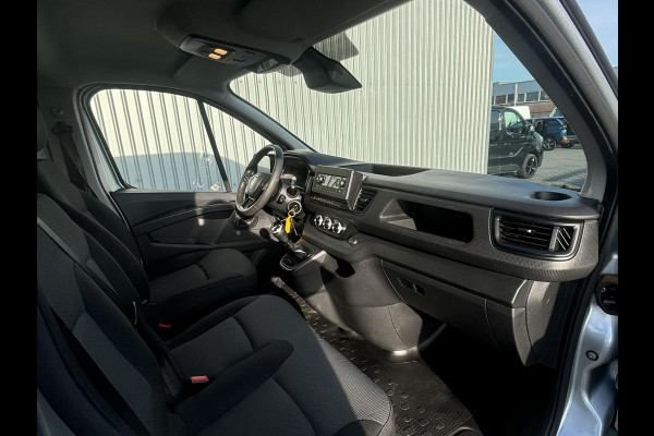 Renault Trafic 2.0 130 L2H1 Comfort*3-PERS*CRUISE*HAAK*ECC*TEL*