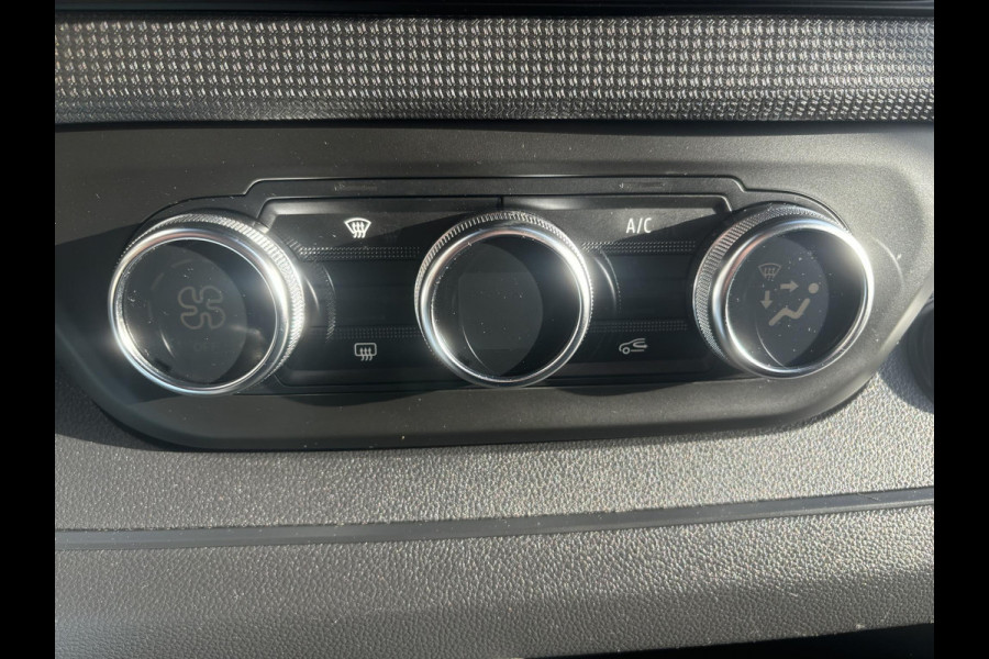 Renault Trafic 2.0 130 L2H1 Comfort*3-PERS*CRUISE*HAAK*ECC*TEL*