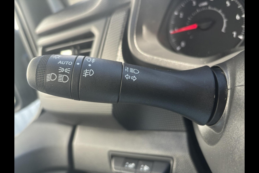 Renault Trafic 2.0 130 L2H1 Comfort*3-PERS*CRUISE*HAAK*ECC*TEL*