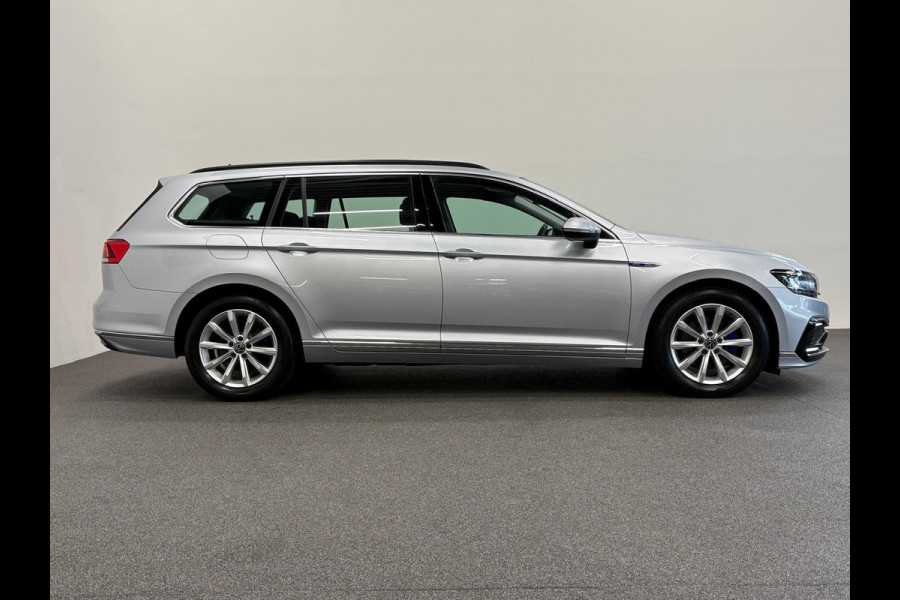 Volkswagen Passat Variant 1.4 TSI PHEV GTE Business Airco ECC Navi Carplay PDC VA +Camera Adaptive Cruise Control+Travel Assist  17" LM Velgen Winter Pack ERGO Comfort Stoelen