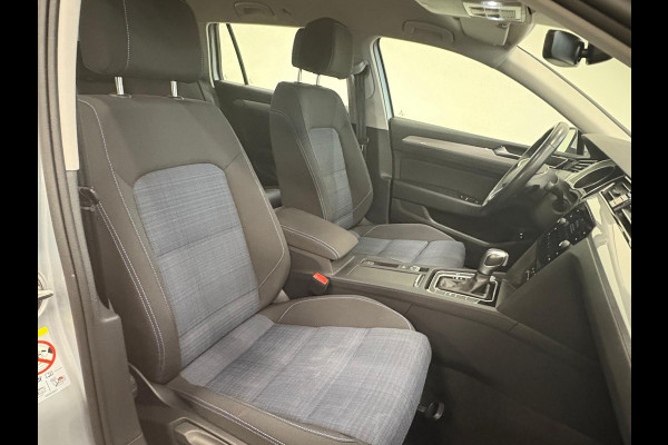 Volkswagen Passat Variant 1.4 TSI PHEV GTE Business Airco ECC Navi Carplay PDC VA +Camera Adaptive Cruise Control+Travel Assist  17" LM Velgen Winter Pack ERGO Comfort Stoelen