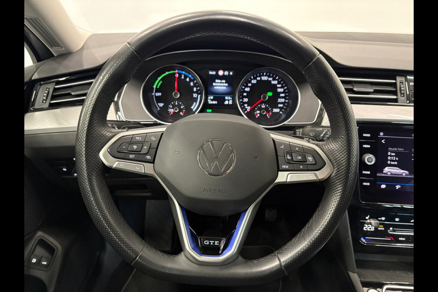 Volkswagen Passat Variant 1.4 TSI PHEV GTE Business Airco ECC Navi Carplay PDC VA +Camera Adaptive Cruise Control+Travel Assist  17" LM Velgen Winter Pack ERGO Comfort Stoelen