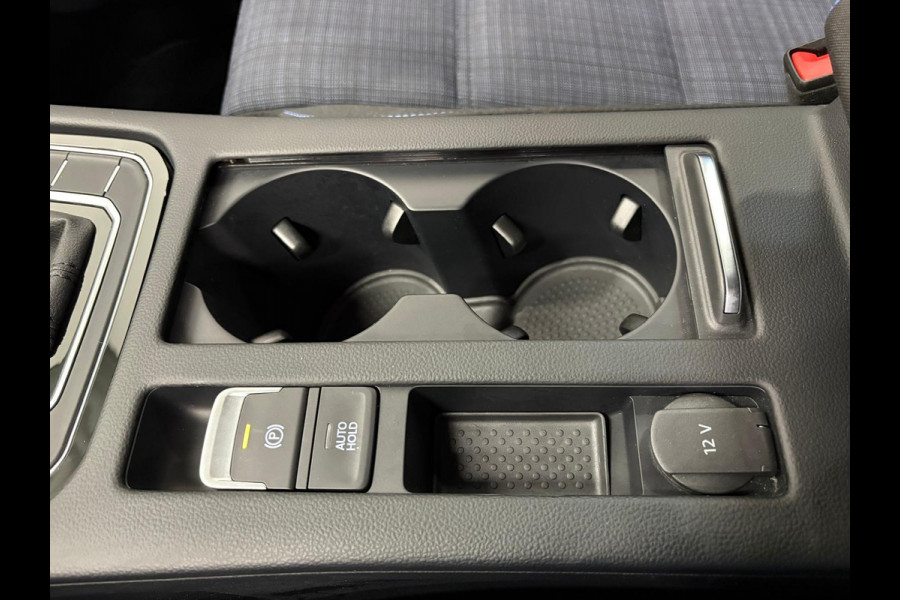 Volkswagen Passat Variant 1.4 TSI PHEV GTE Business Airco ECC Navi Carplay PDC VA +Camera Adaptive Cruise Control+Travel Assist  17" LM Velgen Winter Pack ERGO Comfort Stoelen
