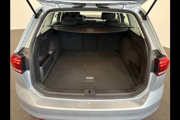 Volkswagen Passat Variant 1.4 TSI PHEV GTE Business Airco ECC Navi Carplay PDC VA +Camera Adaptive Cruise Control+Travel Assist  17" LM Velgen Winter Pack ERGO Comfort Stoelen