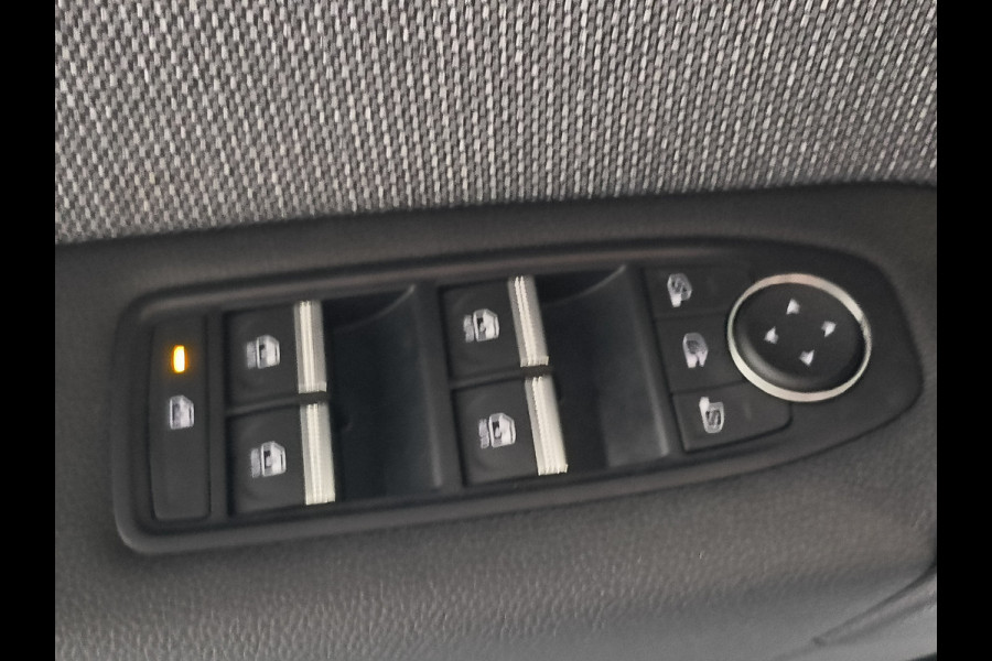 Renault Captur 1.3 mild hybrid 160 techno AUTOMAAT uit 2025 Rijklaar + Fabrieksgarantie Henk Jongen Auto's in Helmond,  al 50 jaar service zoals 't hoort!