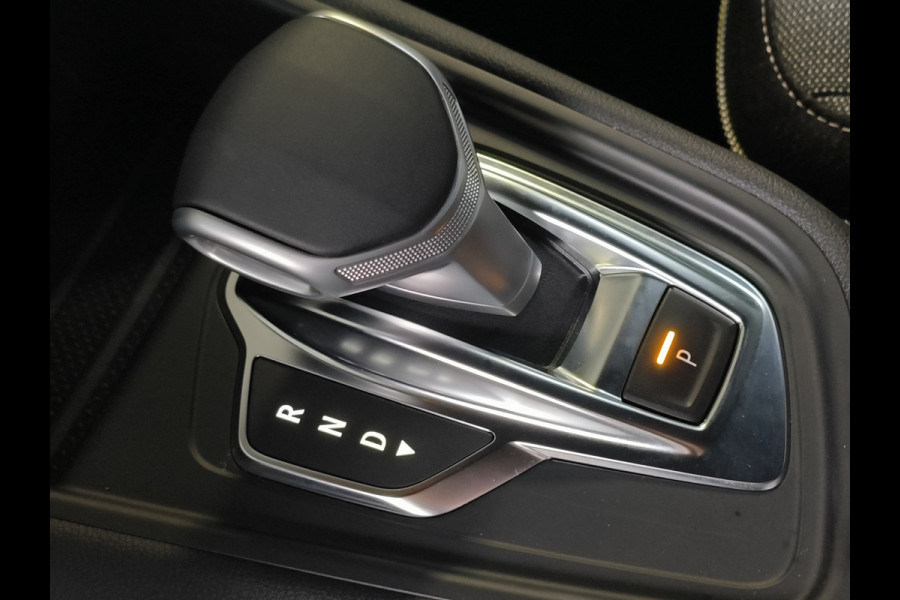 Renault Captur 1.3 mild hybrid 160 techno AUTOMAAT uit 2025 Rijklaar + Fabrieksgarantie Henk Jongen Auto's in Helmond,  al 50 jaar service zoals 't hoort!