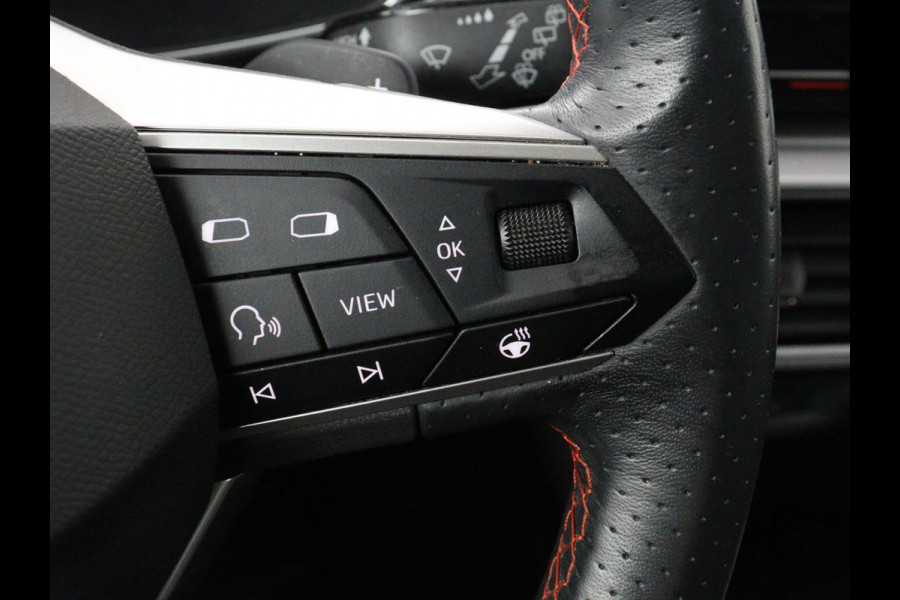 Seat Leon 1.4 TSI eHybrid PHEV FR | Stoelverwarming | Adaptive cruise | Navigatie | Sfeerverlichting | Stuurverwarming | Full LED | Sportstoelen | Side Assist | Parkeerhulp | Plug In