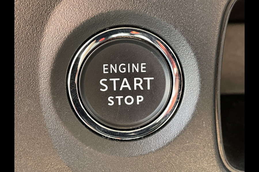 Citroën C3 110pk Shine (Camera - Keyless Entry - Navigatie - Automatische Airco - Apple Carplay - LED)