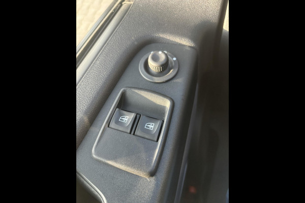 Opel Vivaro 1.6 CDTI L2H1 Edit.*NAVI*CAM*CRUISE*A/C*TEL*3-PERS