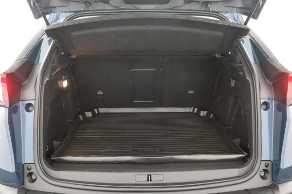 Peugeot 3008 1.2*FACELIFT*CARPLAY*NAVI*CRUISE*ECC*HAAK*CAM*LED*