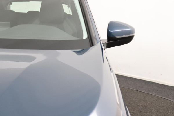 Peugeot 3008 1.2*FACELIFT*CARPLAY*NAVI*CRUISE*ECC*HAAK*CAM*LED*