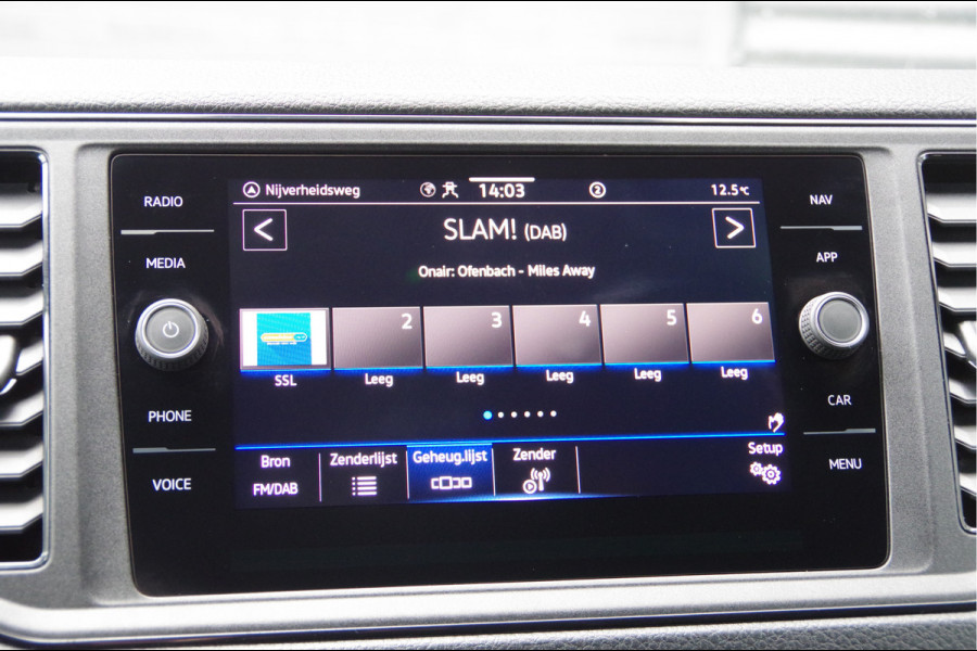 Volkswagen Crafter 35 2.0 TDI L3H3 177PK AUT. LED, STOELVERWARMING, TREKHAAK, ERGO ACTIVE GEVEERDE STOEL, CLIMATE CONTROL, CAMERA, NAVI, PARKEERSEN