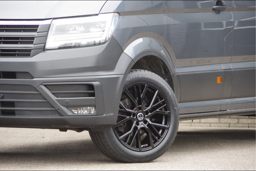 Volkswagen Crafter 35 2.0 TDI L3H3 177PK AUT. LED, STOELVERWARMING, TREKHAAK, ERGO ACTIVE GEVEERDE STOEL, CLIMATE CONTROL, CAMERA, NAVI, PARKEERSEN