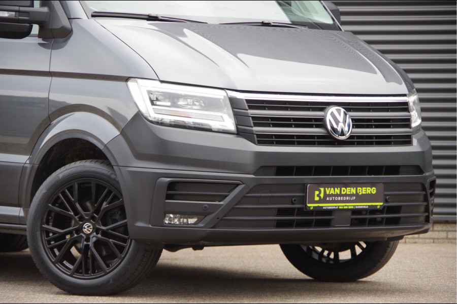 Volkswagen Crafter 35 2.0 TDI L3H3 177PK AUT. LED, STOELVERWARMING, TREKHAAK, ERGO ACTIVE GEVEERDE STOEL, CLIMATE CONTROL, CAMERA, NAVI, PARKEERSEN
