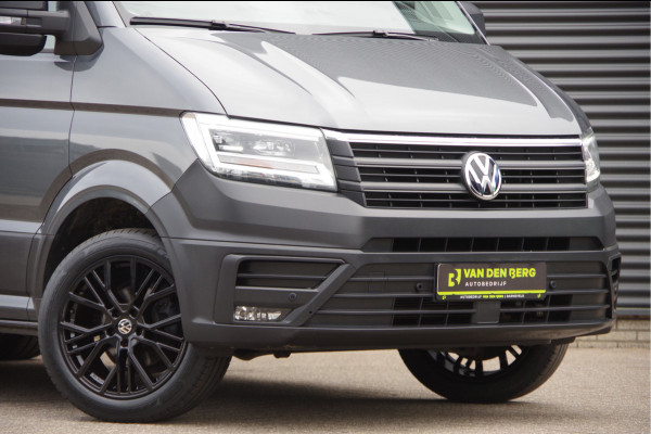 Volkswagen Crafter 35 2.0 TDI L3H3 177PK AUT. LED, STOELVERWARMING, TREKHAAK, ERGO ACTIVE GEVEERDE STOEL, CLIMATE CONTROL, CAMERA, NAVI, PARKEERSEN