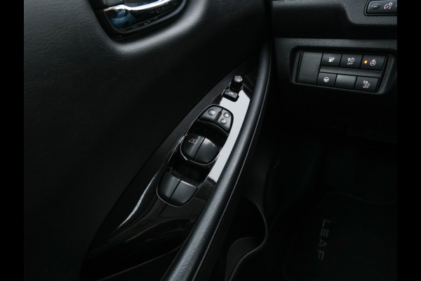 Nissan Leaf 3.Zero Limited Edition 62 kWh {SOH-93%} (INCL-BTW) Aut. *HEATPUMP | LEATHER | FULL-LED | DIGI-COCKPIT | TOPVIEW | BOSE-AUDIO | KEYLESS | DAB+ | BLINDSPOT | ECC | ADAPTIVE-CRUISE | PDC | HEATED-COMFORTSEATS | PRIVACYGLASS | 17"ALU*