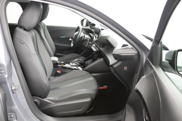 Peugeot 208 1.2 Allure*AUTOM*CARPLAY*ACC*LANE-ASS*NAVI*CAMERA*