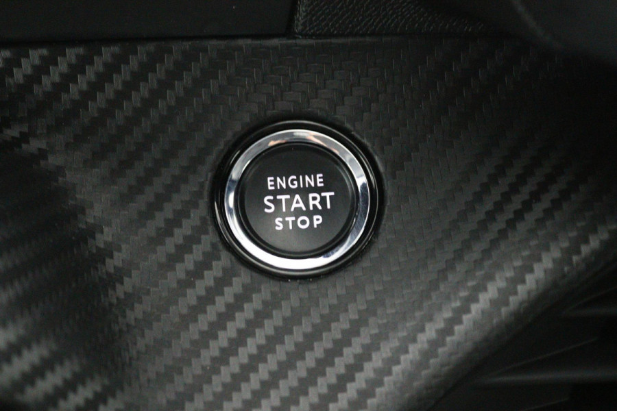 Peugeot 208 1.2 Allure*AUTOM*CARPLAY*ACC*LANE-ASS*NAVI*CAMERA*