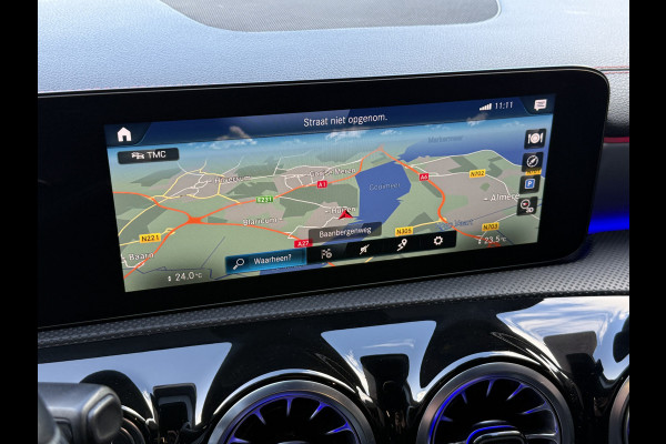 Mercedes-Benz CLA-Klasse Shooting Brake 200 Business Solution AMG | Sfeerverlichting | Multibeam | Panoramadak