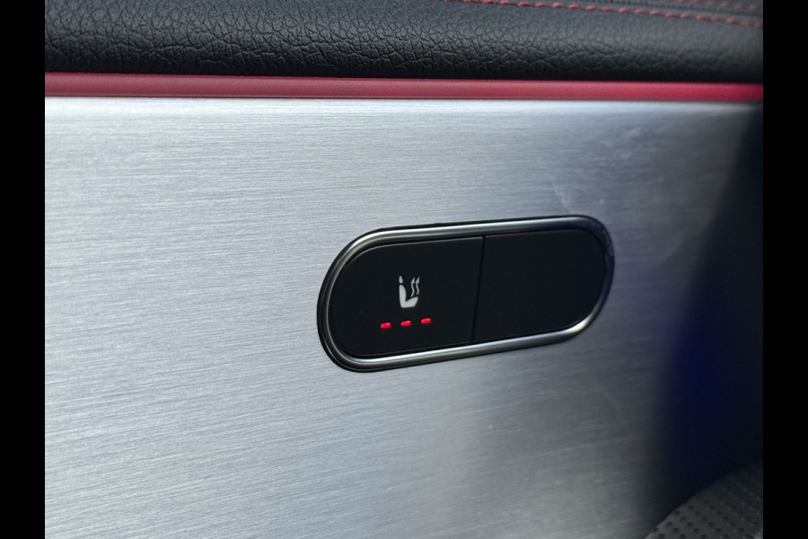 Mercedes-Benz CLA-Klasse Shooting Brake 200 Business Solution AMG | Sfeerverlichting | Multibeam | Panoramadak