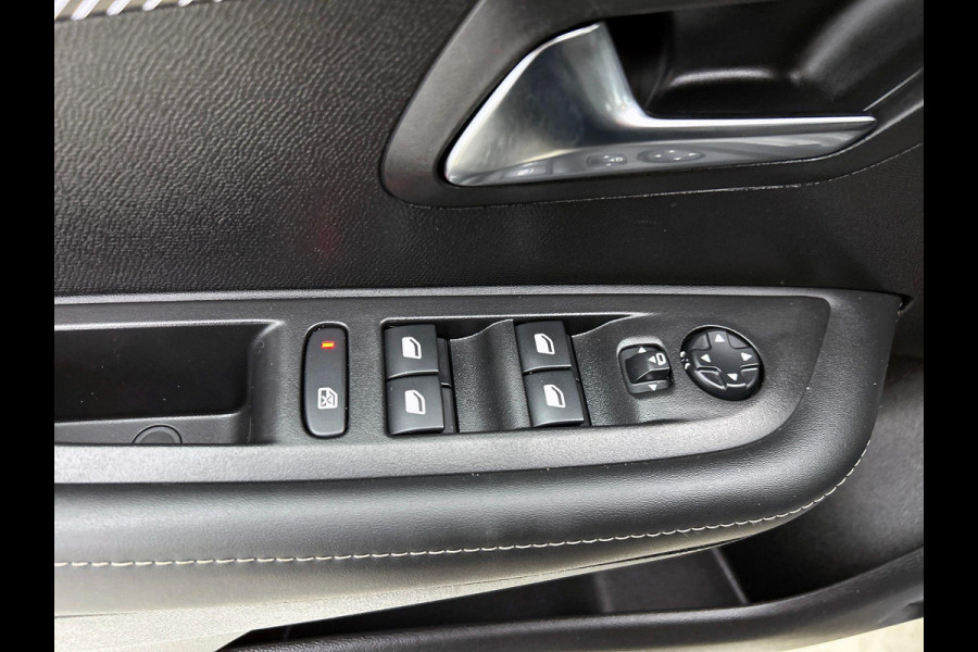 Peugeot 208 1.2 PureTech 100 Allure CARPLAY & NAVI | CAMERAS | AD-CRUISE