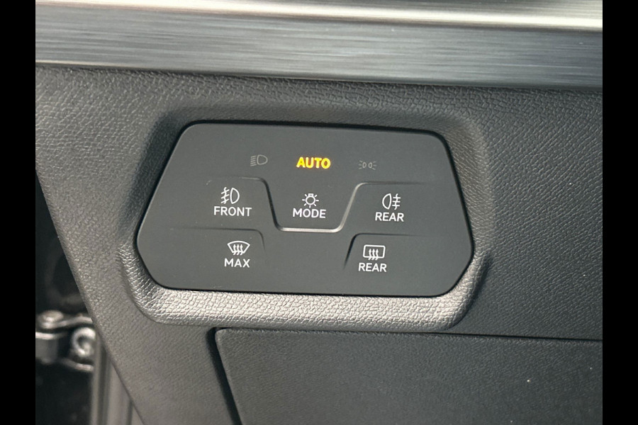 CUPRA Leon 1.4 e-Hybrid | VZ Performance | PHEV | Pano/Dak | Camera | Stoel/Stuur Verwarming