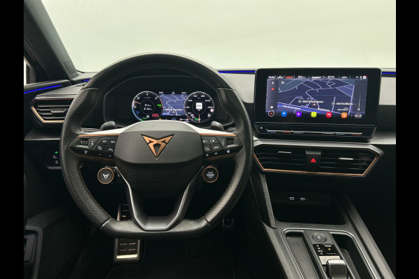 CUPRA Leon 1.4 e-Hybrid | VZ Performance | PHEV | Pano/Dak | Camera | Stoel/Stuur Verwarming