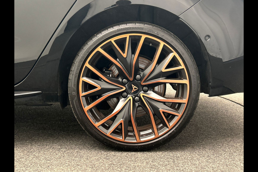 CUPRA Leon 1.4 e-Hybrid | VZ Performance | PHEV | Pano/Dak | Camera | Stoel/Stuur Verwarming