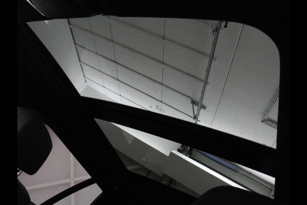 BMW 5 Serie 520i M Sport | Panoramadak | Stoelventilatie | Head-Up | 360 Camera | Leder | Adaptief LED | Memory | Carplay | Sfeerverlichting | Achterbankverwarming | Navigatie | Stuurverwarming