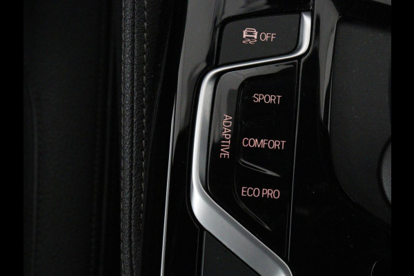 BMW 5 Serie 520i M Sport | Panoramadak | Stoelventilatie | Head-Up | 360 Camera | Leder | Adaptief LED | Memory | Carplay | Sfeerverlichting | Achterbankverwarming | Navigatie | Stuurverwarming