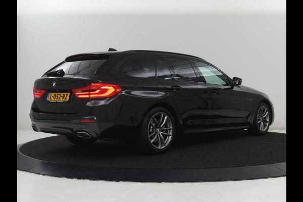 BMW 5 Serie 520i M Sport | Panoramadak | Stoelventilatie | Head-Up | 360 Camera | Leder | Adaptief LED | Memory | Carplay | Sfeerverlichting | Achterbankverwarming | Navigatie | Stuurverwarming