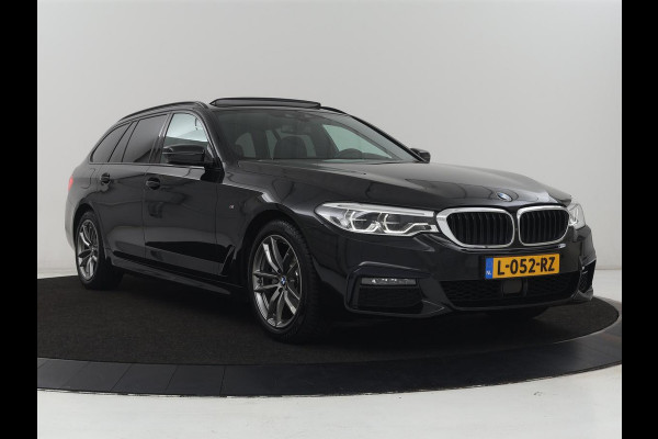 BMW 5 Serie 520i M Sport | Panoramadak | Stoelventilatie | Head-Up | 360 Camera | Leder | Adaptief LED | Memory | Carplay | Sfeerverlichting | Achterbankverwarming | Navigatie | Stuurverwarming